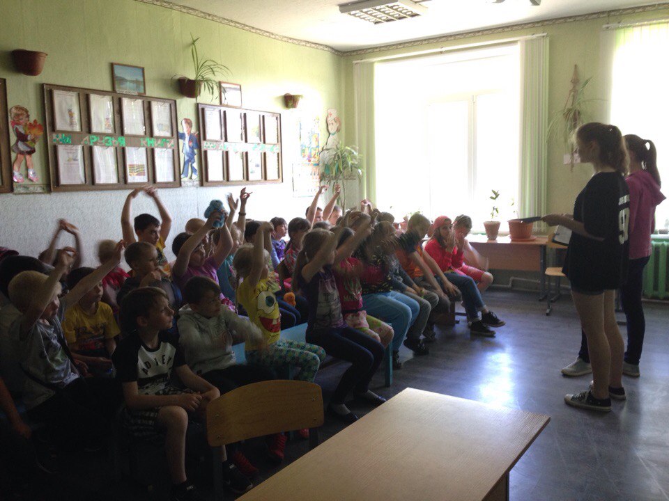 Подведены итоги летней практики «Школа вожатого» в Чудовском муниципальном районе